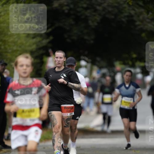 30.08.2026 - Blankeneser Heldenlauf Patografie http://msf.ph/oto/10094424 30.08.2026 09:39:35 Ziel 1062, 1630 meine-sportfotos.de