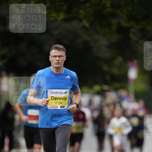 30.08.2026 - Blankeneser Heldenlauf Patografie http://msf.ph/oto/10094460 30.08.2026 09:40:37 Ziel 1136, 1522, 1563 meine-sportfotos.de
