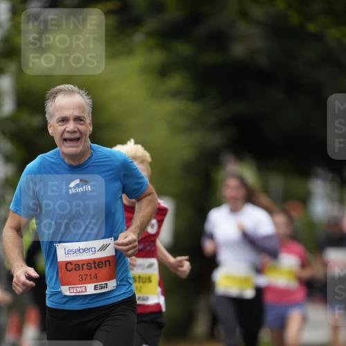 30.08.2026 - Blankeneser Heldenlauf Patografie http://msf.ph/oto/10094463 30.08.2026 09:40:46 Ziel 1136, 1412, 1563, 3714 meine-sportfotos.de