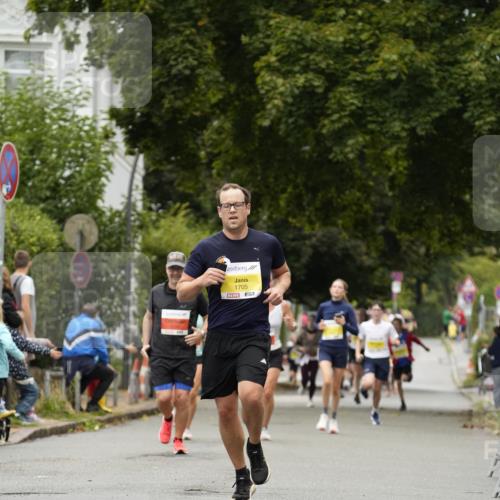 30.08.2026 - Blankeneser Heldenlauf Patografie http://msf.ph/oto/10094475 30.08.2026 09:41:01 Ziel 1320, 1618, 1705, 1706, 1707, 1740, 3715 meine-sportfotos.de