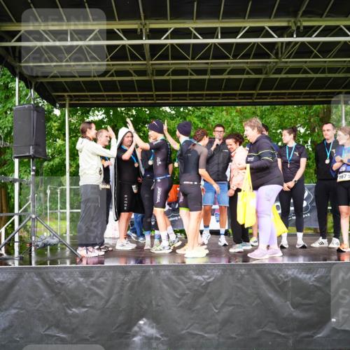 30.08.2026 - Elbe Triathlon Hamburg LAZAROV Photography http://msf.ph/oto/10094489 30.08.2026 16:16:41 Siegerehrung 15083830, 7195 meine-sportfotos.de
