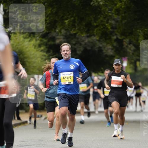30.08.2026 - Blankeneser Heldenlauf Patografie http://msf.ph/oto/10094495 30.08.2026 09:41:16 Ziel 1368, 1369, 1523, 1629, 1666, 1702, 1784, 3501, 3677, 3725 meine-sportfotos.de
