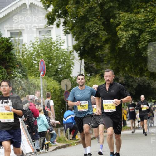 30.08.2026 - Blankeneser Heldenlauf Patografie http://msf.ph/oto/10094508 30.08.2026 09:41:25 Ziel 1331, 1368, 1369, 1421, 1523, 1531, 1604, 3501, 3725 meine-sportfotos.de