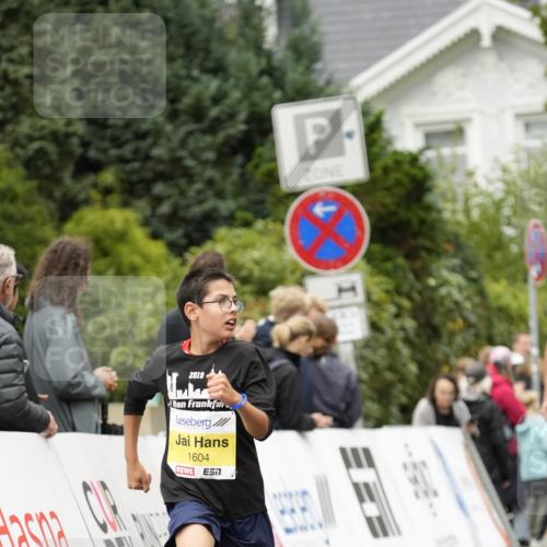 30.08.2026 - Blankeneser Heldenlauf Patografie http://msf.ph/oto/10094512 30.08.2026 09:41:26 Ziel 1331, 1368, 1369, 1421, 1523, 1531, 1604, 3501 meine-sportfotos.de