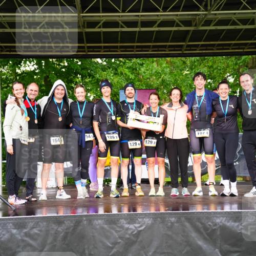 30.08.2026 - Elbe Triathlon Hamburg LAZAROV Photography http://msf.ph/oto/10094516 30.08.2026 16:17:03 Siegerehrung 541, 154, 129, 2, 129, 4, 129, 3, 1074, 1673 meine-sportfotos.de