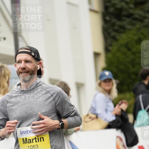30.08.2026 - Blankeneser Heldenlauf Patografie http://msf.ph/oto/10094542 30.08.2026 09:41:57 Ziel 1048, 1063, 1716, 1769, 3700, 3736 meine-sportfotos.de