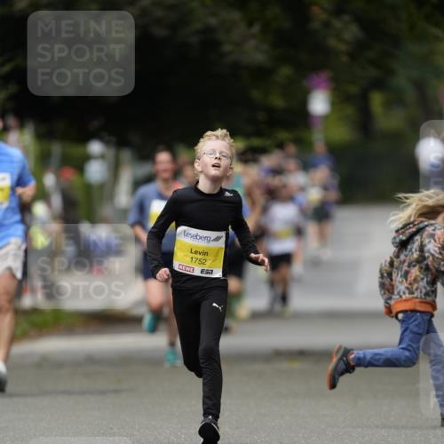 30.08.2026 - Blankeneser Heldenlauf Patografie http://msf.ph/oto/10094554 30.08.2026 09:42:13 Ziel 1010, 1410, 1418, 1752 meine-sportfotos.de
