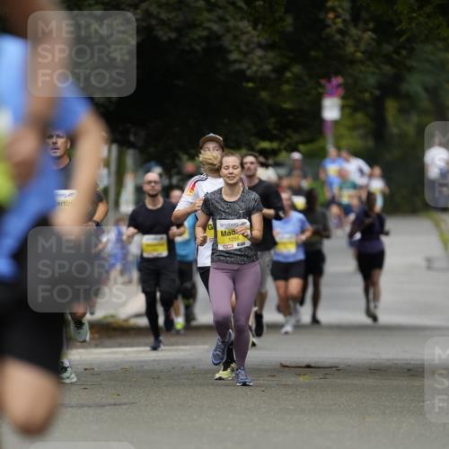 30.08.2026 - Blankeneser Heldenlauf Patografie http://msf.ph/oto/10094565 30.08.2026 09:42:25 Ziel 1405, 1546, 1715, 1743, 1752 meine-sportfotos.de