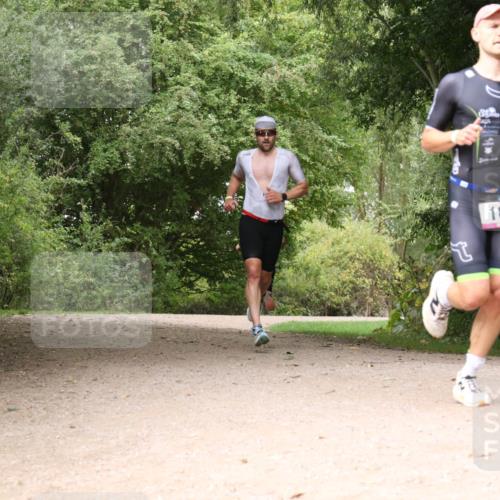 30.08.2026 - Elbe Triathlon Hamburg Antke Förster http://msf.ph/oto/10094606 30.08.2026 09:37:13 Laufen 186 meine-sportfotos.de