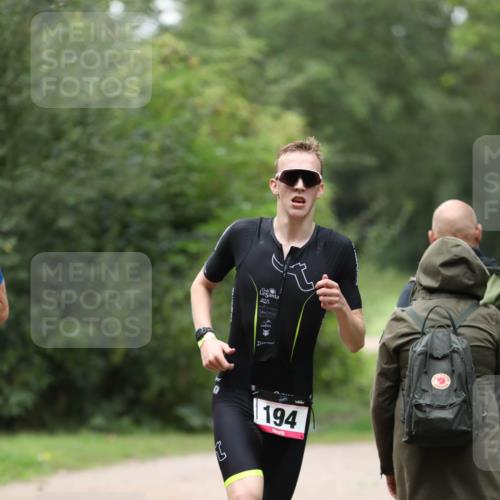 30.08.2026 - Elbe Triathlon Hamburg Antke Förster http://msf.ph/oto/10094617 30.08.2026 09:21:59 Laufen 194 meine-sportfotos.de