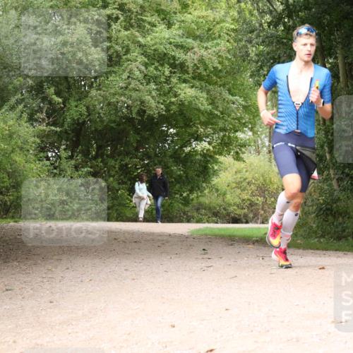 30.08.2026 - Elbe Triathlon Hamburg Antke Förster http://msf.ph/oto/10094626 30.08.2026 09:38:07 Laufen  meine-sportfotos.de