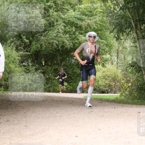 30.08.2026 - Elbe Triathlon Hamburg Antke Förster http://msf.ph/oto/10094648 30.08.2026 09:38:54 Laufen  meine-sportfotos.de