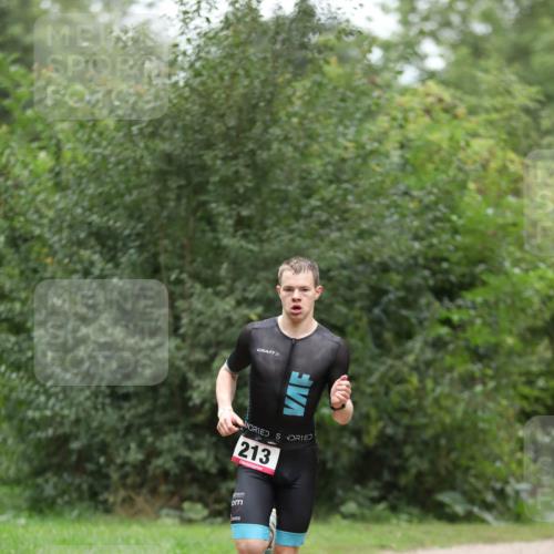 30.08.2026 - Elbe Triathlon Hamburg Antke Förster http://msf.ph/oto/10094691 30.08.2026 09:26:11 Laufen 213 meine-sportfotos.de