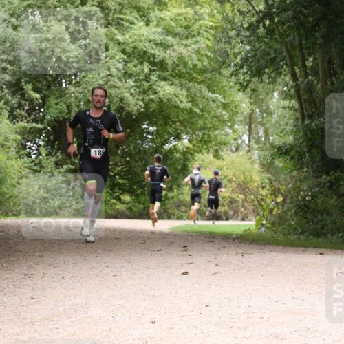 30.08.2026 - Elbe Triathlon Hamburg Antke Förster http://msf.ph/oto/10094708 30.08.2026 09:42:50 Laufen 185 meine-sportfotos.de
