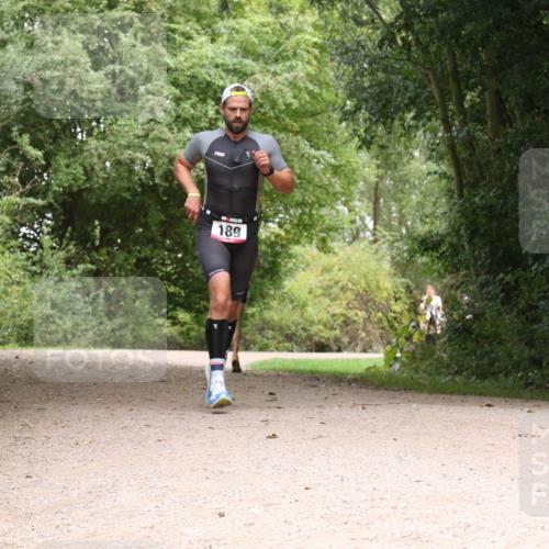 30.08.2026 - Elbe Triathlon Hamburg Antke Förster http://msf.ph/oto/10094722 30.08.2026 09:43:20 Laufen 189 meine-sportfotos.de