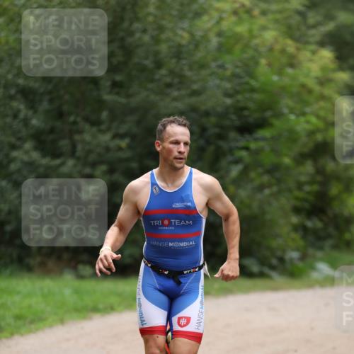 30.08.2026 - Elbe Triathlon Hamburg Antke Förster http://msf.ph/oto/10094779 30.08.2026 09:30:18 Laufen  meine-sportfotos.de