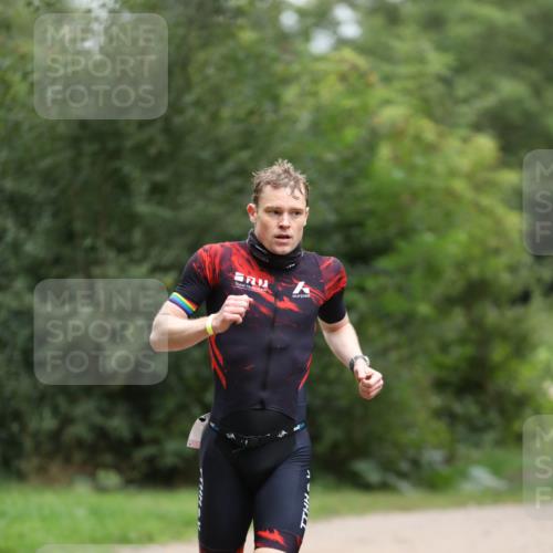 30.08.2026 - Elbe Triathlon Hamburg Antke Förster http://msf.ph/oto/10094803 30.08.2026 09:31:44 Laufen  meine-sportfotos.de