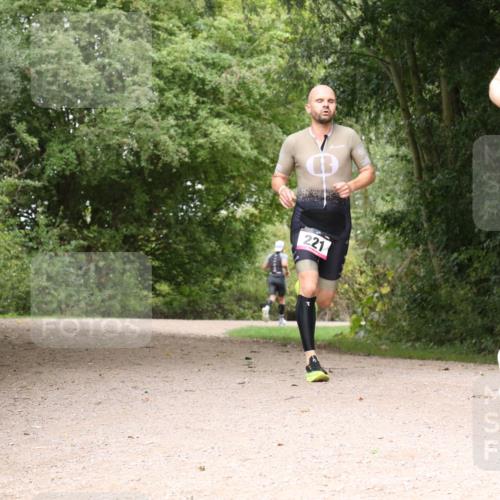 30.08.2026 - Elbe Triathlon Hamburg Antke Förster http://msf.ph/oto/10094814 30.08.2026 09:47:58 Laufen 221 meine-sportfotos.de