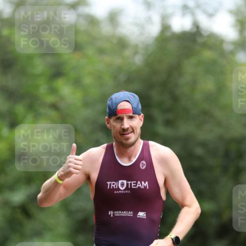 30.08.2026 - Elbe Triathlon Hamburg Antke Förster http://msf.ph/oto/10094827 30.08.2026 09:32:26 Laufen  meine-sportfotos.de