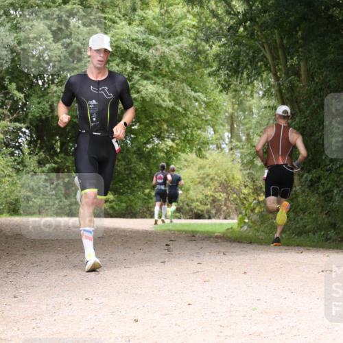 30.08.2026 - Elbe Triathlon Hamburg Antke Förster http://msf.ph/oto/10094832 30.08.2026 09:48:46 Laufen  meine-sportfotos.de