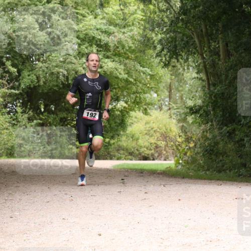 30.08.2026 - Elbe Triathlon Hamburg Antke Förster http://msf.ph/oto/10094848 30.08.2026 09:49:35 Laufen 192 meine-sportfotos.de