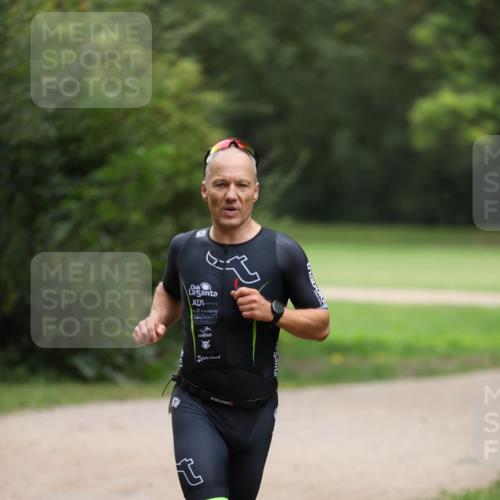 30.08.2026 - Elbe Triathlon Hamburg Antke Förster http://msf.ph/oto/10094871 30.08.2026 09:33:10 Laufen  meine-sportfotos.de