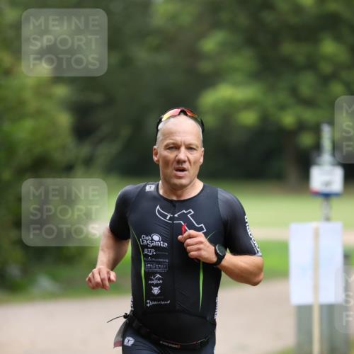 30.08.2026 - Elbe Triathlon Hamburg Antke Förster http://msf.ph/oto/10094873 30.08.2026 09:33:11 Laufen  meine-sportfotos.de
