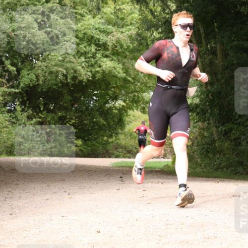 30.08.2026 - Elbe Triathlon Hamburg Antke Förster http://msf.ph/oto/10094874 30.08.2026 09:50:02 Laufen  meine-sportfotos.de