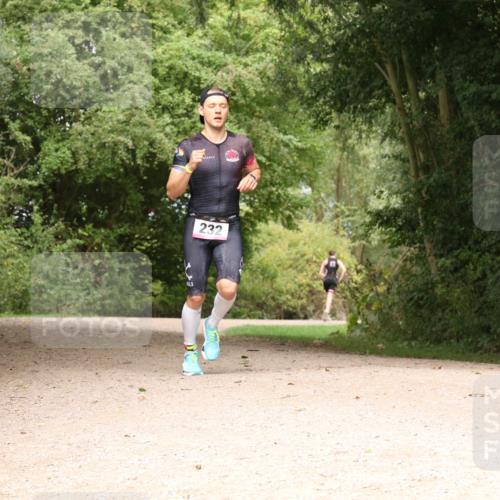 30.08.2026 - Elbe Triathlon Hamburg Antke Förster http://msf.ph/oto/10094882 30.08.2026 09:50:49 Laufen 232 meine-sportfotos.de