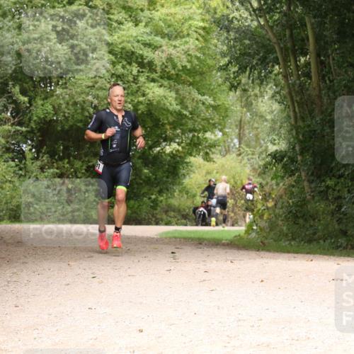 30.08.2026 - Elbe Triathlon Hamburg Antke Förster http://msf.ph/oto/10094890 30.08.2026 09:51:56 Laufen  meine-sportfotos.de