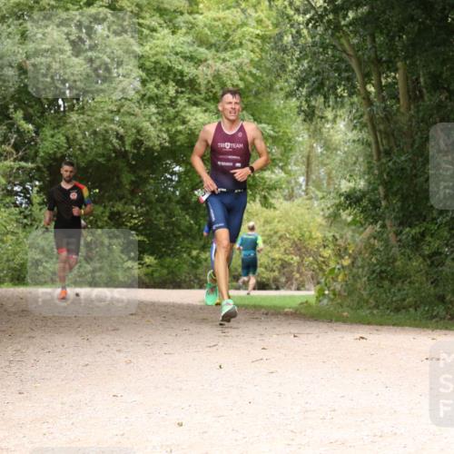30.08.2026 - Elbe Triathlon Hamburg Antke Förster http://msf.ph/oto/10094916 30.08.2026 09:52:37 Laufen  meine-sportfotos.de