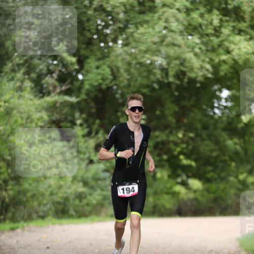 30.08.2026 - Elbe Triathlon Hamburg Antke Förster http://msf.ph/oto/10094925 30.08.2026 09:37:54 Laufen 194 meine-sportfotos.de