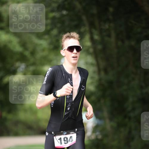 30.08.2026 - Elbe Triathlon Hamburg Antke Förster http://msf.ph/oto/10094931 30.08.2026 09:37:56 Laufen 194 meine-sportfotos.de