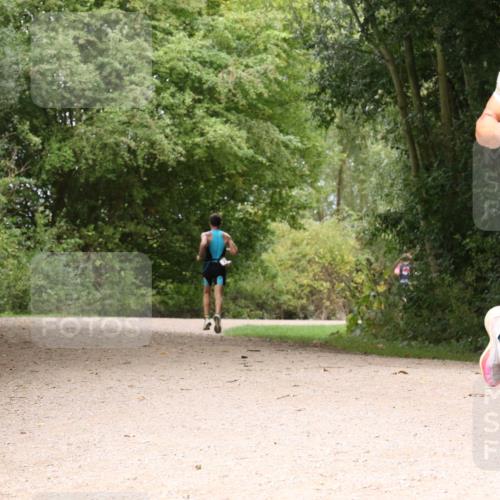30.08.2026 - Elbe Triathlon Hamburg Antke Förster http://msf.ph/oto/10094964 30.08.2026 09:54:16 Laufen  meine-sportfotos.de