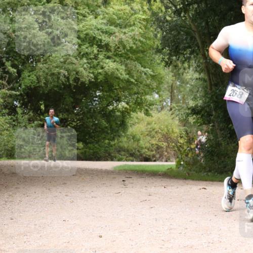 30.08.2026 - Elbe Triathlon Hamburg Antke Förster http://msf.ph/oto/10094976 30.08.2026 09:54:36 Laufen 268 meine-sportfotos.de