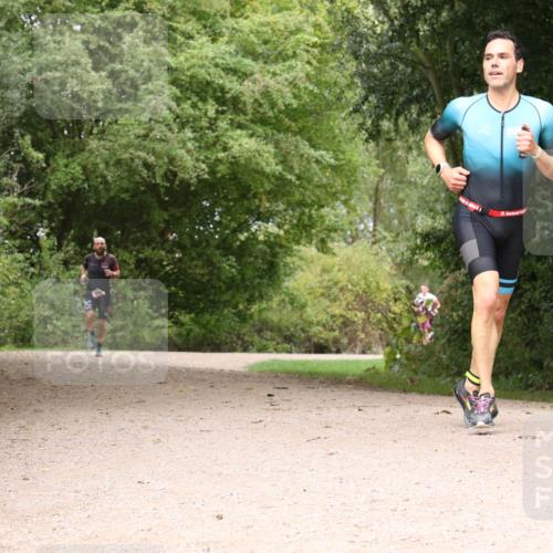 30.08.2026 - Elbe Triathlon Hamburg Antke Förster http://msf.ph/oto/10094982 30.08.2026 09:54:44 Laufen  meine-sportfotos.de