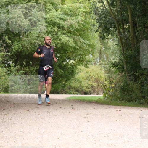 30.08.2026 - Elbe Triathlon Hamburg Antke Förster http://msf.ph/oto/10094986 30.08.2026 09:54:49 Laufen 235 meine-sportfotos.de