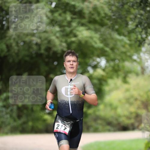 30.08.2026 - Elbe Triathlon Hamburg Antke Förster http://msf.ph/oto/10094995 30.08.2026 09:41:34 Laufen 217 meine-sportfotos.de