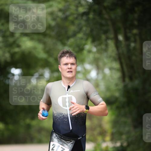 30.08.2026 - Elbe Triathlon Hamburg Antke Förster http://msf.ph/oto/10094997 30.08.2026 09:41:34 Laufen 217 meine-sportfotos.de