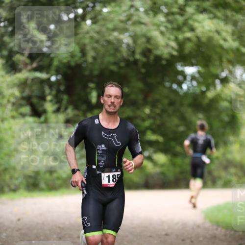 30.08.2026 - Elbe Triathlon Hamburg Antke Förster http://msf.ph/oto/10095013 30.08.2026 09:42:50 Laufen 18 meine-sportfotos.de
