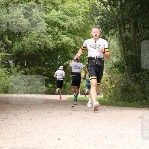30.08.2026 - Elbe Triathlon Hamburg Antke Förster http://msf.ph/oto/10095022 30.08.2026 09:55:40 Laufen  meine-sportfotos.de