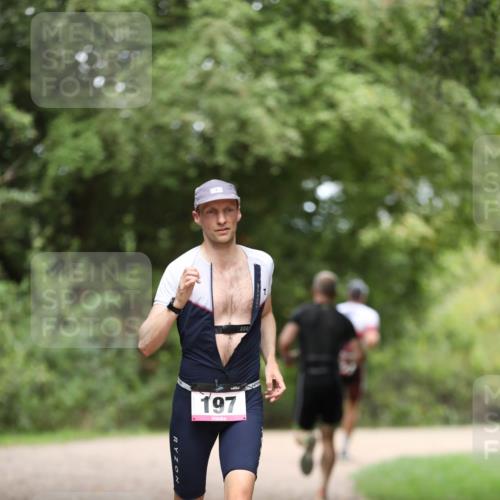 30.08.2026 - Elbe Triathlon Hamburg Antke Förster http://msf.ph/oto/10095051 30.08.2026 09:44:11 Laufen 197, 1 meine-sportfotos.de