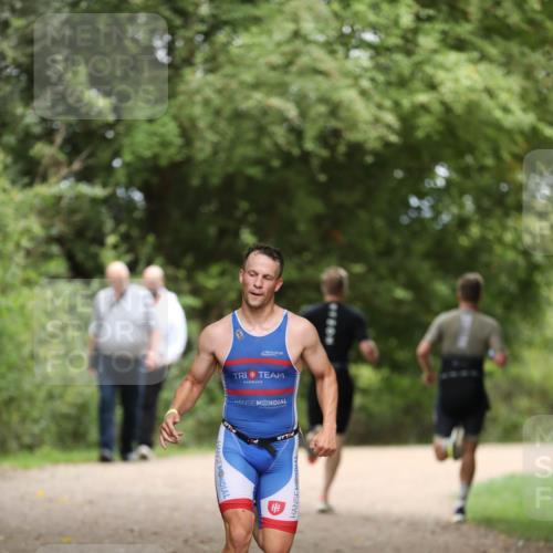 30.08.2026 - Elbe Triathlon Hamburg Antke Förster http://msf.ph/oto/10095067 30.08.2026 09:45:25 Laufen  meine-sportfotos.de