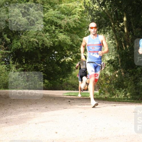 30.08.2026 - Elbe Triathlon Hamburg Antke Förster http://msf.ph/oto/10095094 30.08.2026 09:56:58 Laufen  meine-sportfotos.de