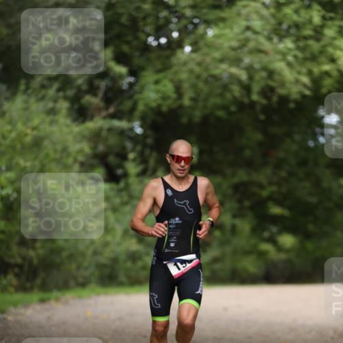 30.08.2026 - Elbe Triathlon Hamburg Antke Förster http://msf.ph/oto/10095101 30.08.2026 09:47:11 Laufen 19 meine-sportfotos.de