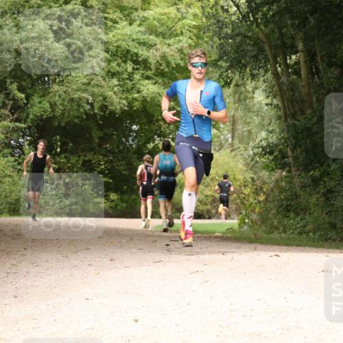 30.08.2026 - Elbe Triathlon Hamburg Antke Förster http://msf.ph/oto/10095110 30.08.2026 09:57:20 Laufen  meine-sportfotos.de