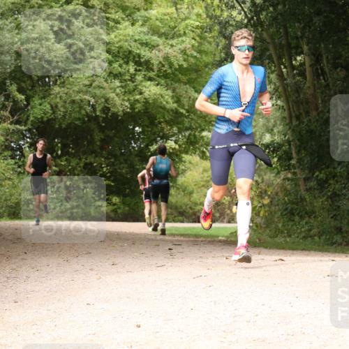30.08.2026 - Elbe Triathlon Hamburg Antke Förster http://msf.ph/oto/10095112 30.08.2026 09:57:21 Laufen  meine-sportfotos.de