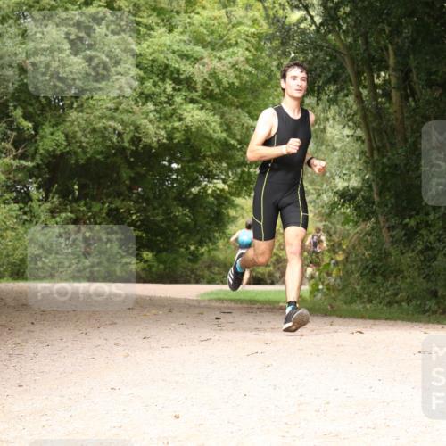 30.08.2026 - Elbe Triathlon Hamburg Antke Förster http://msf.ph/oto/10095118 30.08.2026 09:57:26 Laufen  meine-sportfotos.de