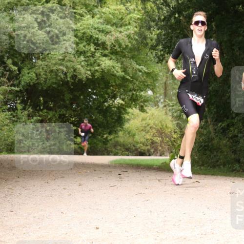 30.08.2026 - Elbe Triathlon Hamburg Antke Förster http://msf.ph/oto/10095138 30.08.2026 09:58:13 Laufen 1 meine-sportfotos.de