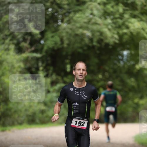 30.08.2026 - Elbe Triathlon Hamburg Antke Förster http://msf.ph/oto/10095151 30.08.2026 09:49:35 Laufen 192 meine-sportfotos.de